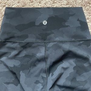 Lulu lemon Wunder Under 25” High waisted Leggings